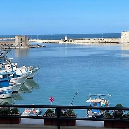 Emozioni Dal Porto Apartment Trani Luaran gambar