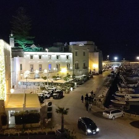 Emozioni Dal Porto Apartment Trani Luaran gambar