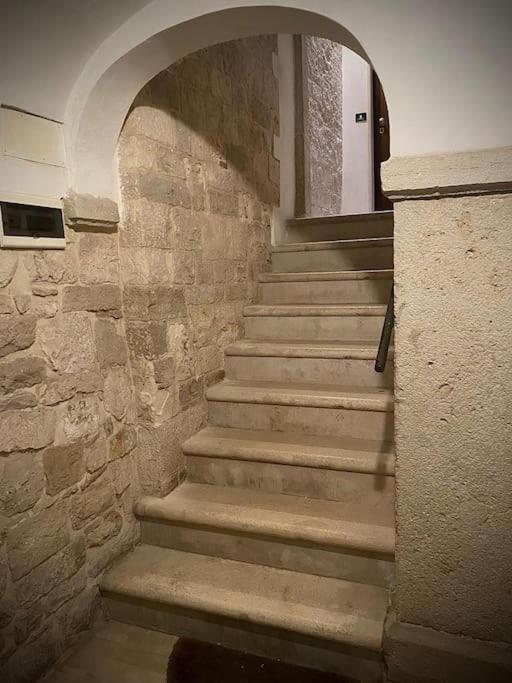 Emozioni Dal Porto Apartment Trani Luaran gambar