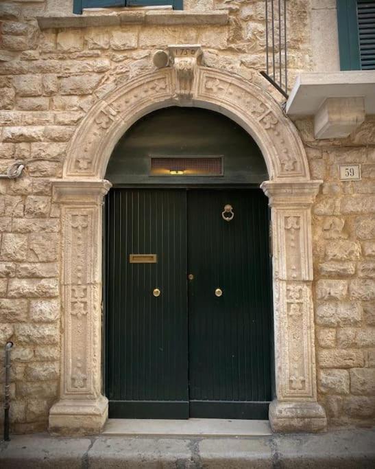 Emozioni Dal Porto Apartment Trani Luaran gambar