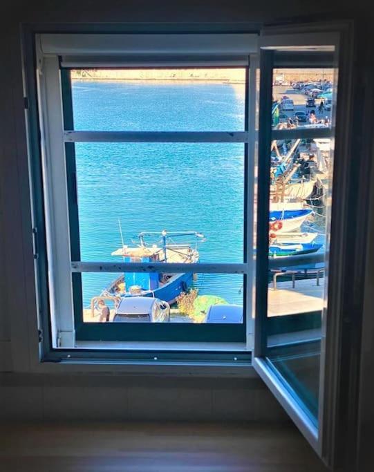 Emozioni Dal Porto Apartment Trani Luaran gambar